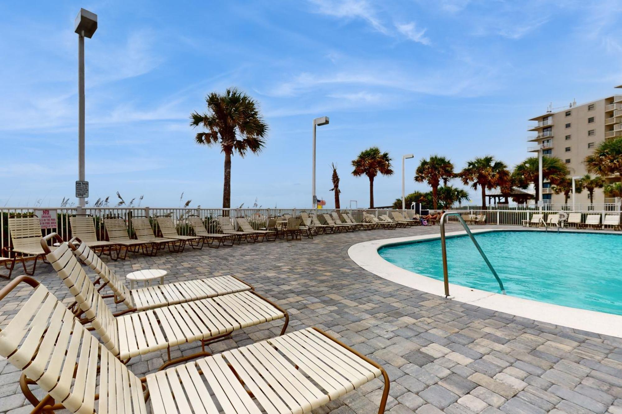 Tradewinds Condos Orange Beach Bagian luar foto